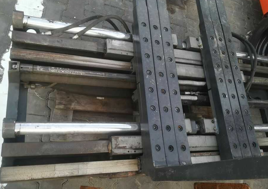 Kaup Triple pallet handlers - Horquillas para Carretilla elevadora: foto 1 Kaup Triple pallet handlers - Horquillas para Carretilla elevadora: foto 1