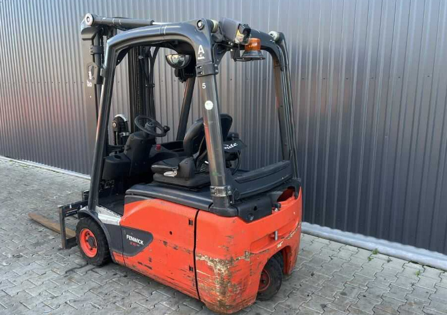 Linde E16-02 - Carretilla elevadora eléctrica: foto 3 Linde E16-02 - Carretilla elevadora eléctrica: foto 3