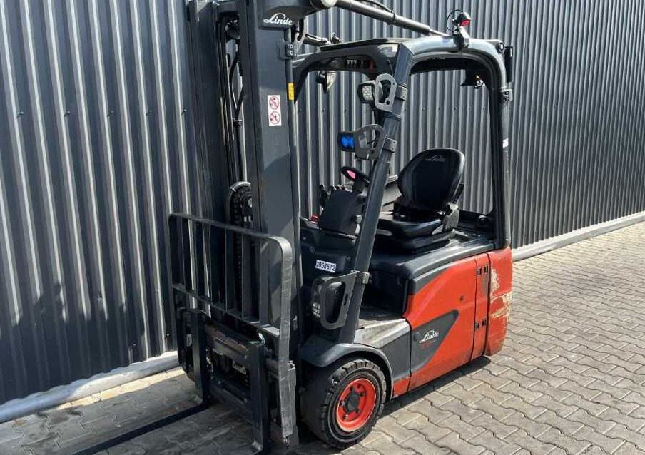Linde E16C-02 - Carretilla elevadora eléctrica: foto 1 Linde E16C-02 - Carretilla elevadora eléctrica: foto 1