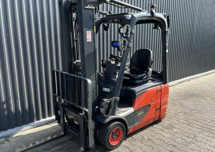 Linde E16C-02 - Carretilla elevadora eléctrica: foto 1 Linde E16C-02 - Carretilla elevadora eléctrica: foto 1