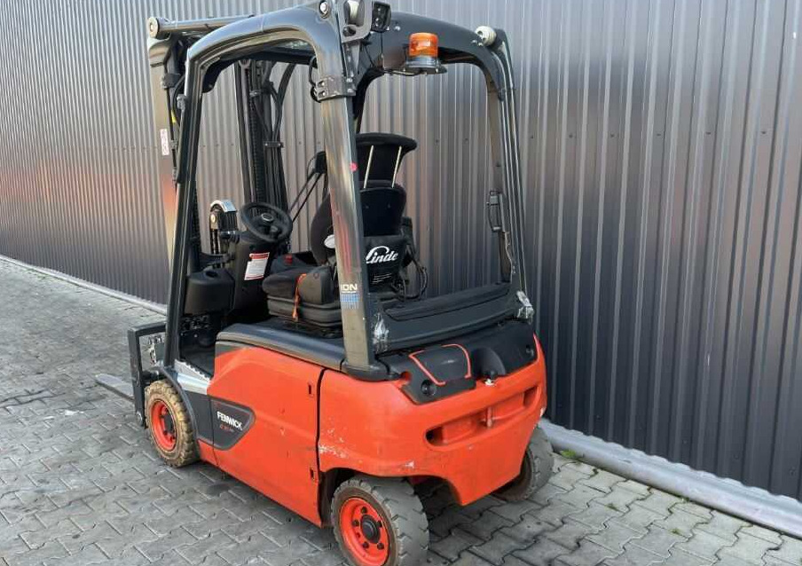Linde E16P-02 - Carretilla elevadora eléctrica: foto 3 Linde E16P-02 - Carretilla elevadora eléctrica: foto 3