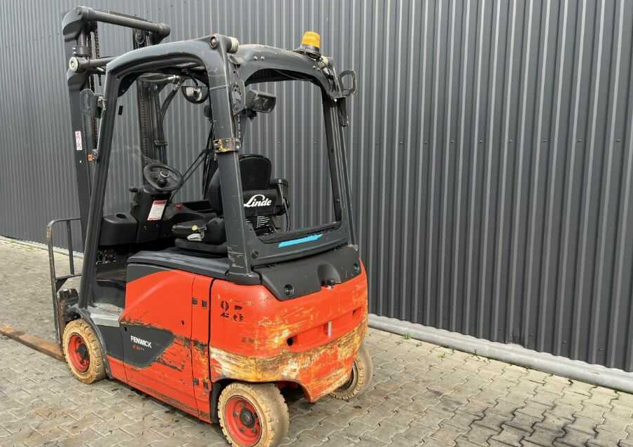 Linde E16PH-02 - Carretilla elevadora eléctrica: foto 3 Linde E16PH-02 - Carretilla elevadora eléctrica: foto 3
