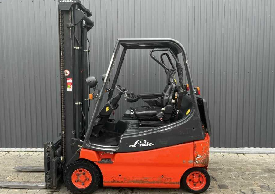 Linde E20 - Carretilla elevadora eléctrica: foto 2 Linde E20 - Carretilla elevadora eléctrica: foto 2