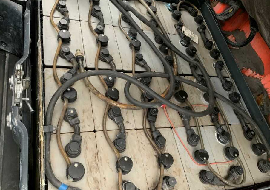 Carretilla elevadora eléctrica Linde E20L-02: foto 9