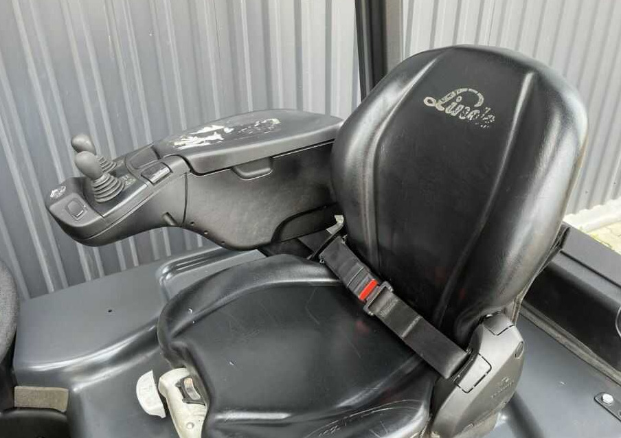 Carretilla elevadora eléctrica Linde E20L-02: foto 9