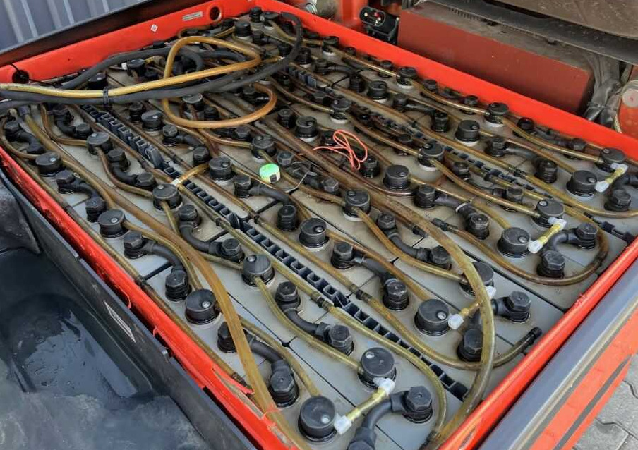 Carretilla elevadora eléctrica Linde E25-01: foto 7