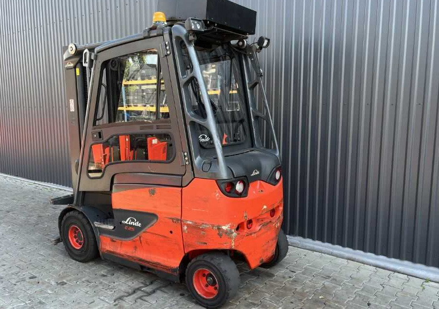 Linde E25H-01/600 - Carretilla elevadora eléctrica: foto 3 Linde E25H-01/600 - Carretilla elevadora eléctrica: foto 3