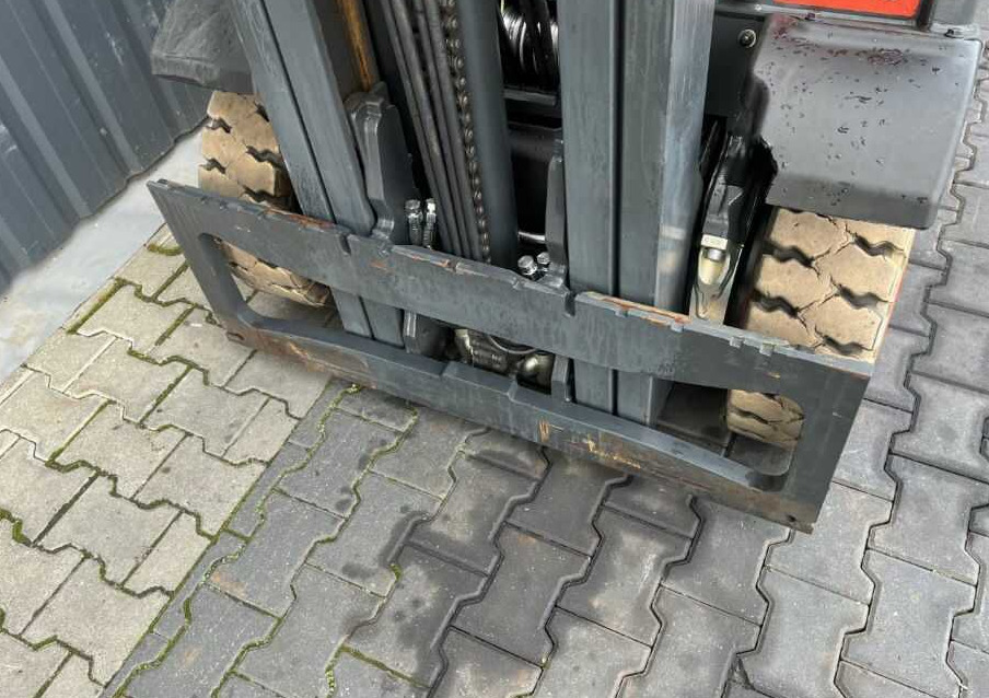 Carretilla elevadora de gas Linde H20T-02/600: foto 8