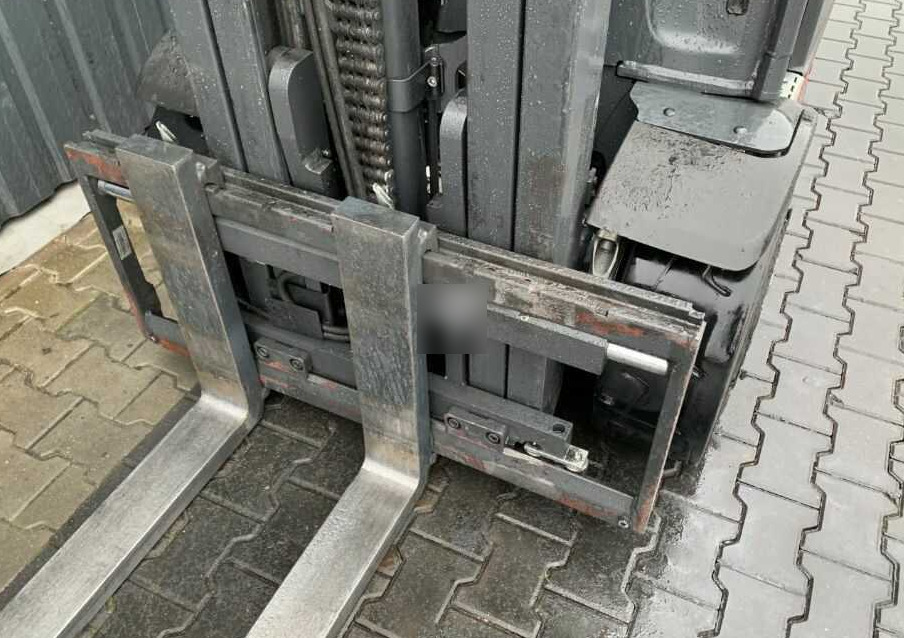 Carretilla elevadora de gas Linde H35T-01: foto 9