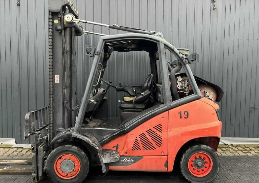 Carretilla elevadora de gas Linde H40CNG-02: foto 6