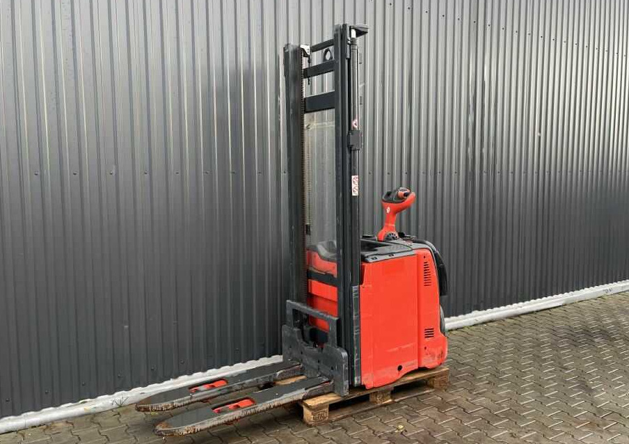 Linde L12AP - Apilador: foto 1 Linde L12AP - Apilador: foto 1