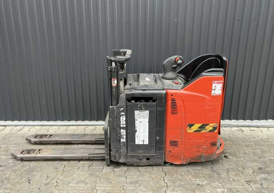 Linde L12LSP - Apilador: foto 2 Linde L12LSP - Apilador: foto 2