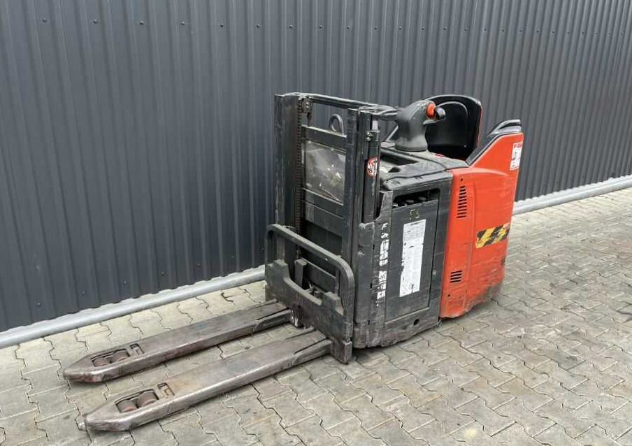 Linde L12LSP - Apilador: foto 1 Linde L12LSP - Apilador: foto 1