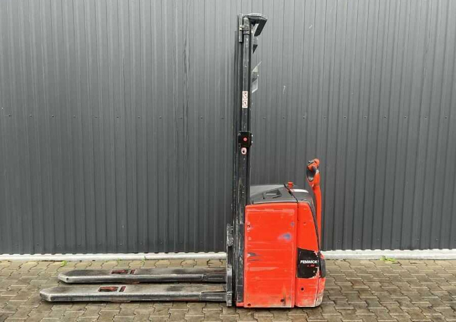 Linde L16i - Apilador: foto 2 Linde L16i - Apilador: foto 2