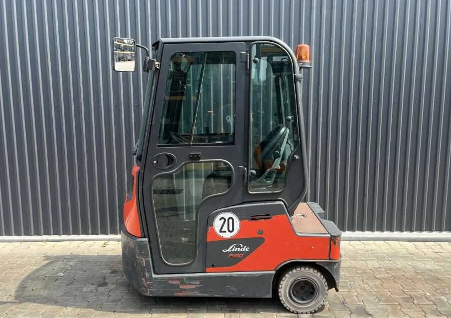 Linde P80 - Remolcadora: foto 2 Linde P80 - Remolcadora: foto 2