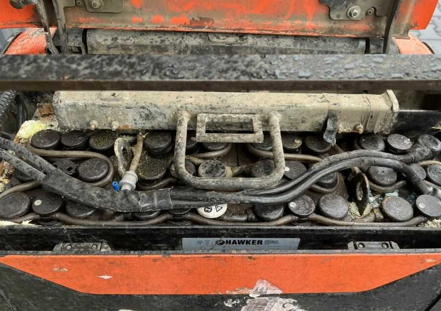 Toyota LPE200 - Transpaleta: foto 5 Toyota LPE200 - Transpaleta: foto 5