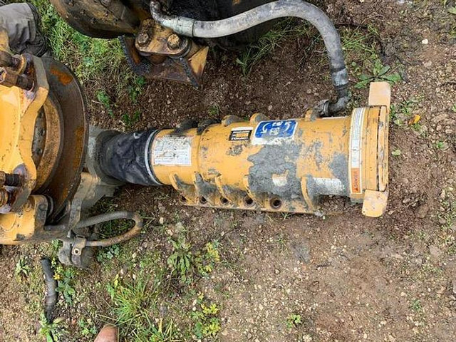 Caterpillar Cat 769 C Cat 771D and Cat 773B pour piece / for parts - - Eje y piezas: foto 4 Caterpillar Cat 769 C Cat 771D and Cat 773B pour piece / for parts - - Eje y piezas: foto 4