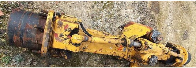 Liebherr 922 - Eje y piezas: foto 3 Liebherr 922 - Eje y piezas: foto 3