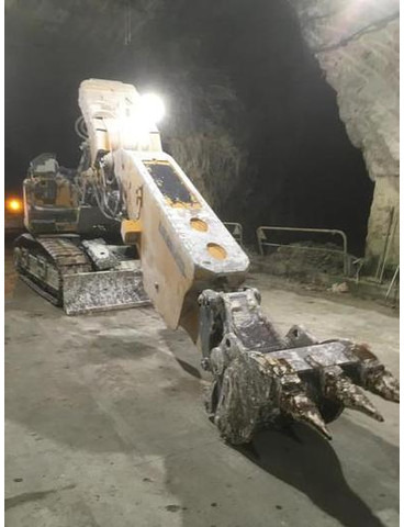 Liebherr R 944 C - Excavadora: foto 2 Liebherr R 944 C - Excavadora: foto 2