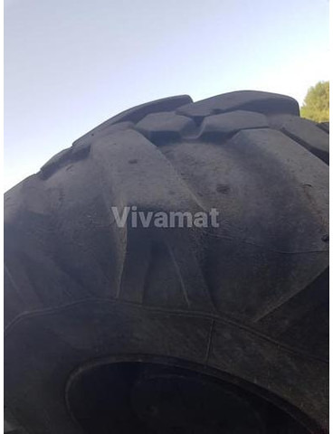 Michelin 18R19.5XF - Neumáticos y llantas: foto 3 Michelin 18R19.5XF - Neumáticos y llantas: foto 3
