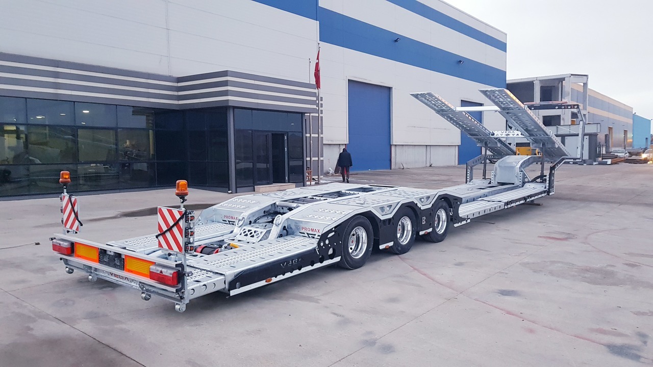 PROMAX 3 AXLE TRUCK CARRIER - Semirremolque portavehículos: foto 1 PROMAX 3 AXLE TRUCK CARRIER - Semirremolque portavehículos: foto 1
