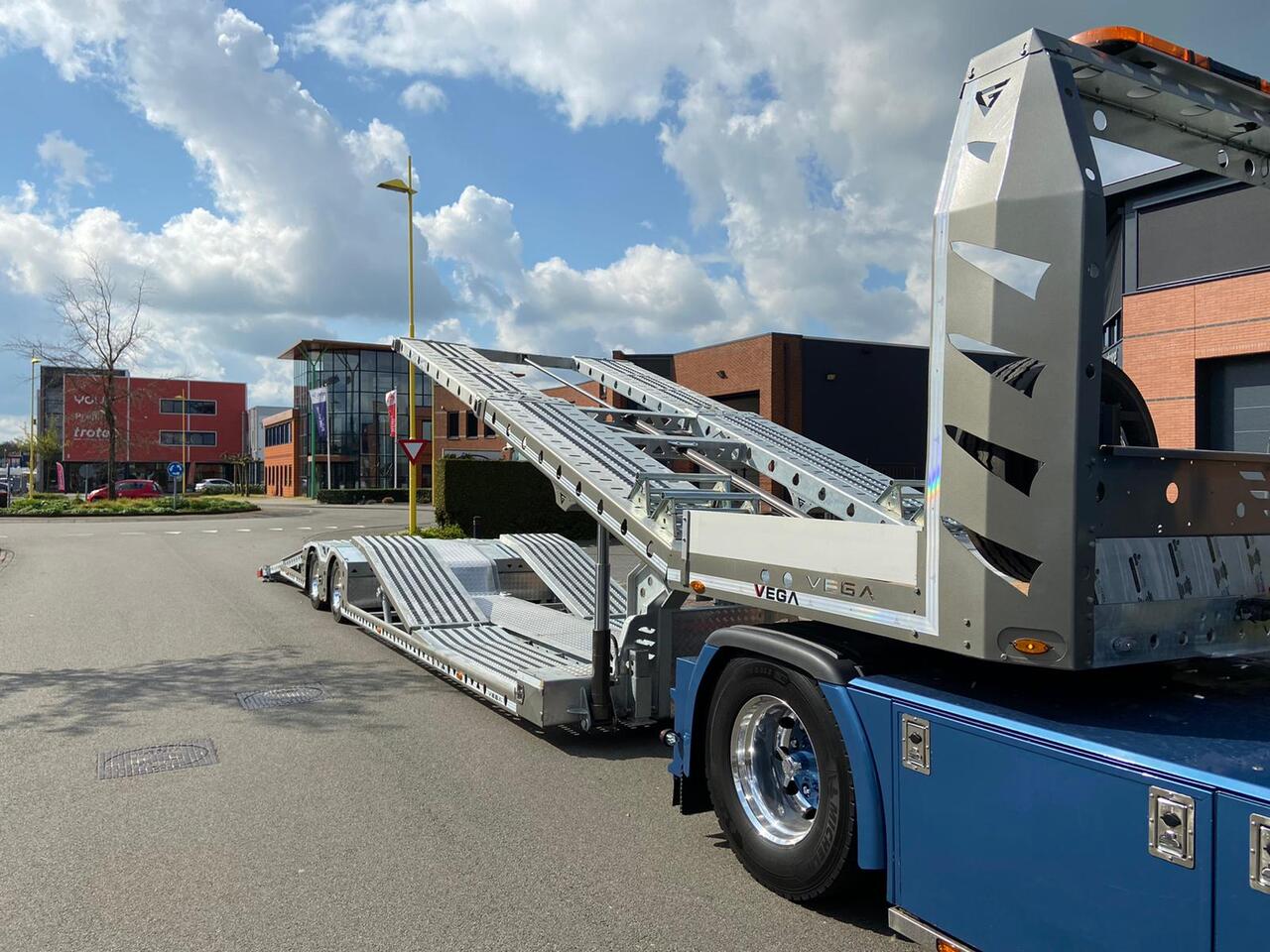 Vegafix (2 Axle Truck Carrier) - Semirremolque portavehículos: foto 5 Vegafix (2 Axle Truck Carrier) - Semirremolque portavehículos: foto 5
