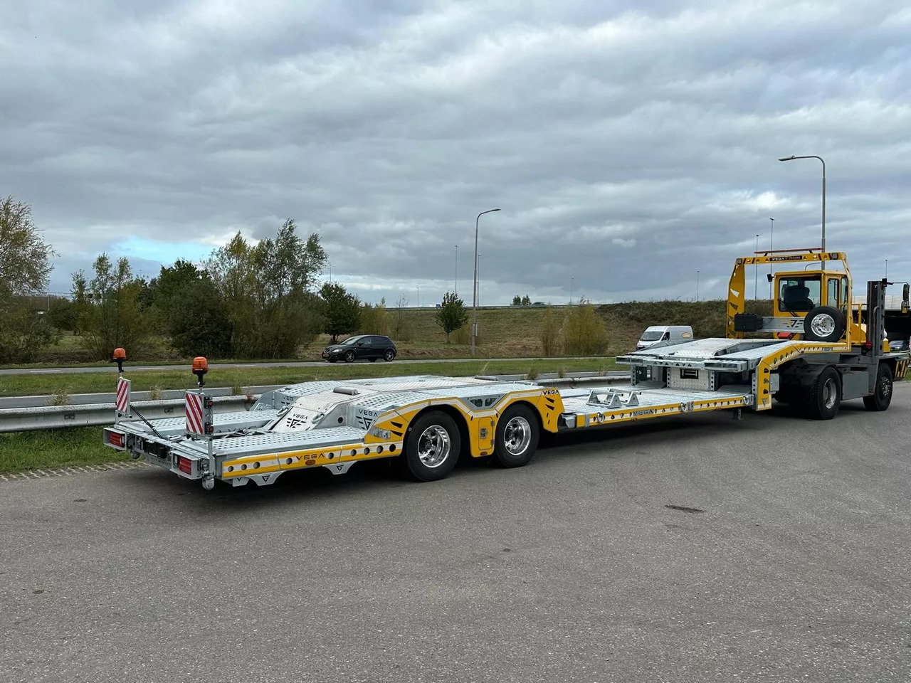Semirremolque portavehículos nuevo Vegamax (2 Axle Truck Transport): foto 15