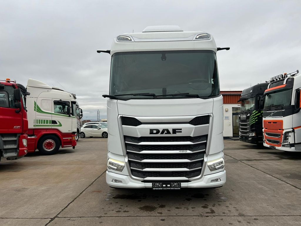 DAF XG 480 *STANDKLIMA * ABBIEGEASSISTENT * - Cabeza tractora: foto 2 DAF XG 480 *STANDKLIMA * ABBIEGEASSISTENT * - Cabeza tractora: foto 2