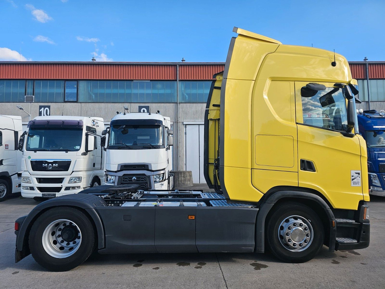 Scania S450 *RETARDER*2xTANK*ACC*TV*MIKROWELLE*3X VORHA - Cabeza tractora: foto 4 Scania S450 *RETARDER*2xTANK*ACC*TV*MIKROWELLE*3X VORHA - Cabeza tractora: foto 4