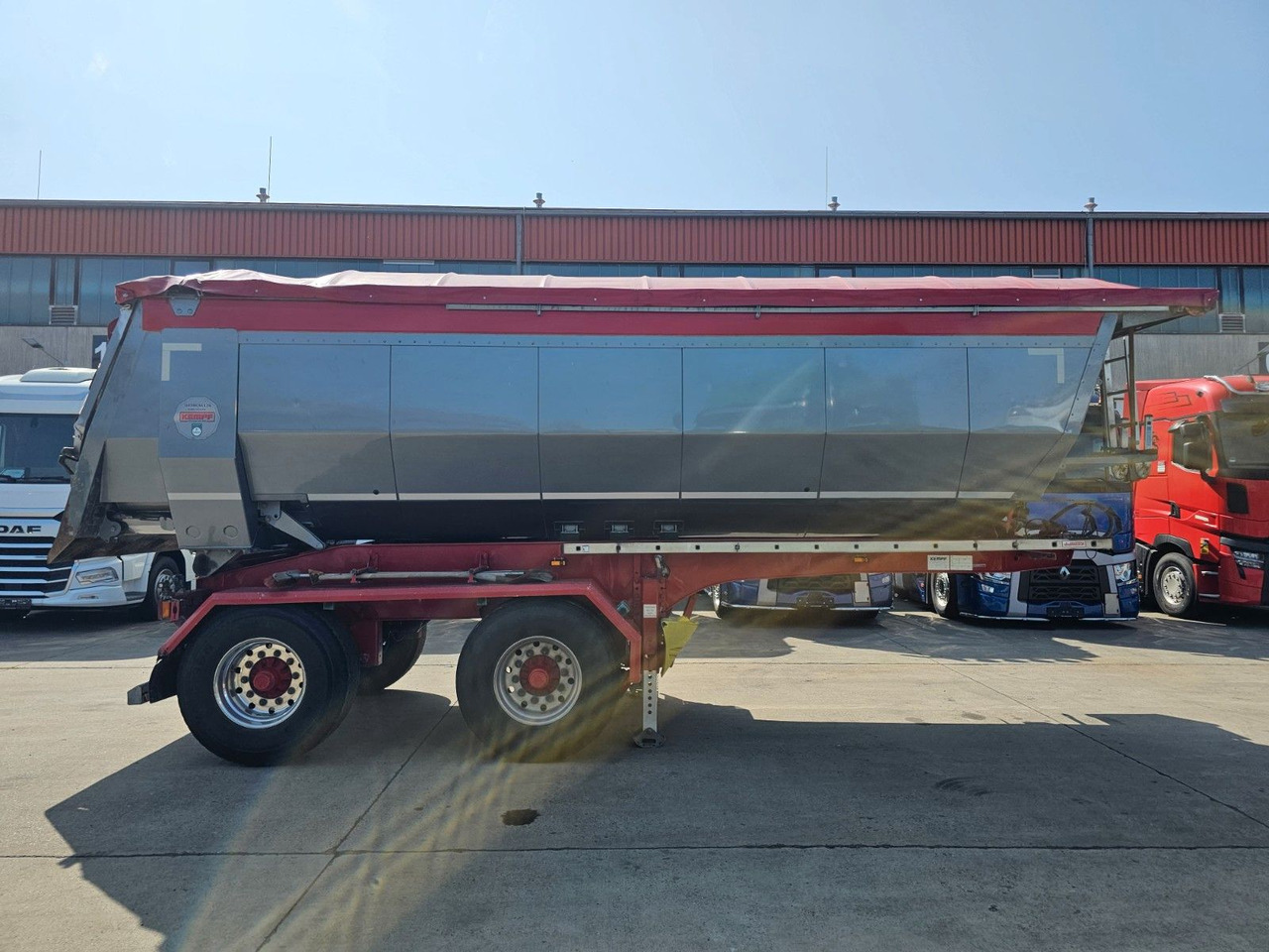 Kempf SKM 31/2 * KIPPMULDE * ELEK. VERDECK *LIFT * BPW - Semirremolque volquete: foto 4 Kempf SKM 31/2 * KIPPMULDE * ELEK. VERDECK *LIFT * BPW - Semirremolque volquete: foto 4