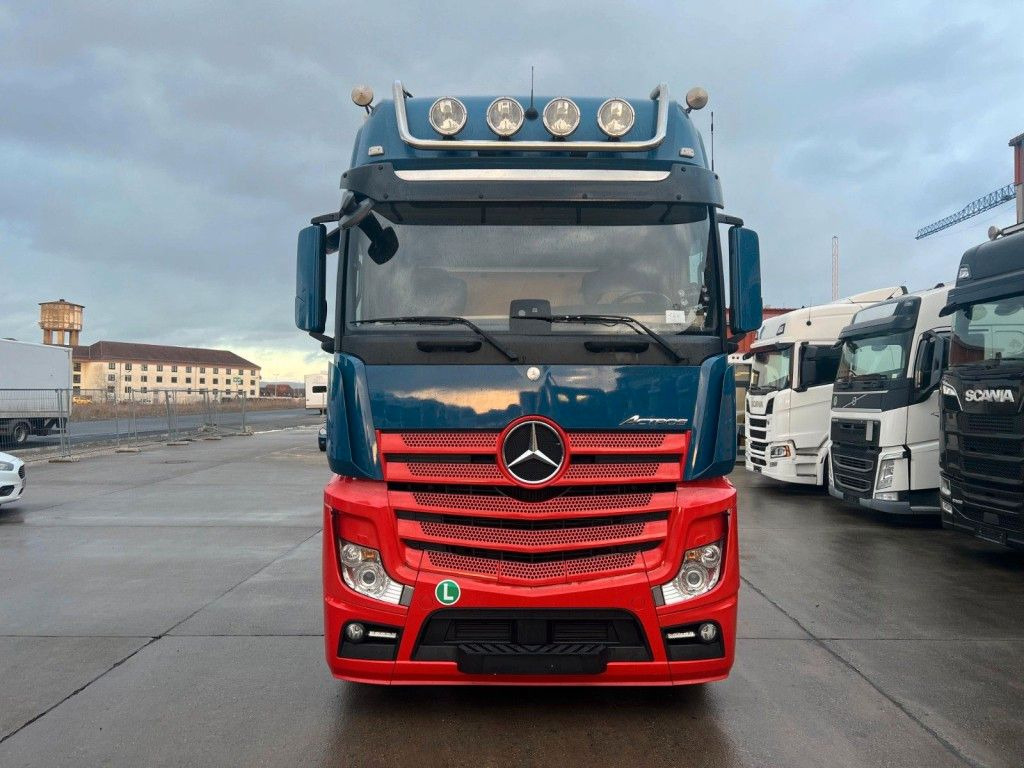 Mercedes-Benz ACTROS 1845 GIGASPACE * AUTOTRANSPORTER * - Camión portavehículos: foto 2 Mercedes-Benz ACTROS 1845 GIGASPACE * AUTOTRANSPORTER * - Camión portavehículos: foto 2