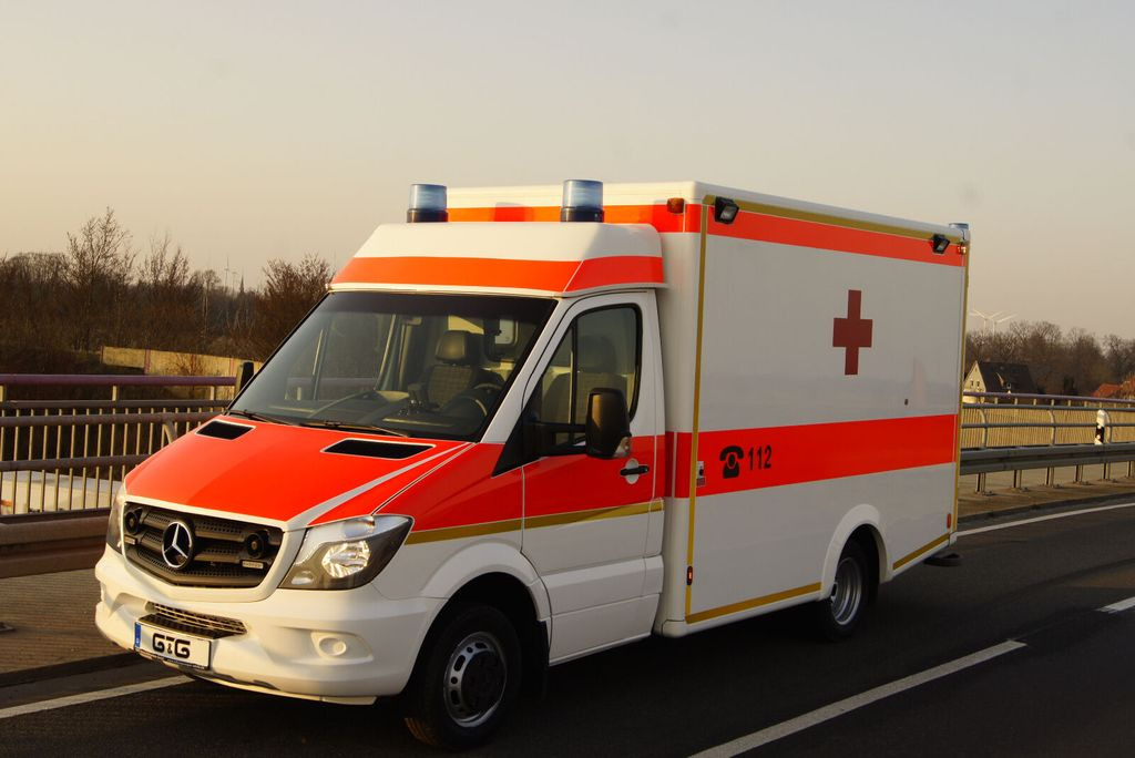 Mercedes-Benz Sprinter 519 ATM 0km / Power Load / Garantie - Ambulancia: foto 1 Mercedes-Benz Sprinter 519 ATM 0km / Power Load / Garantie - Ambulancia: foto 1