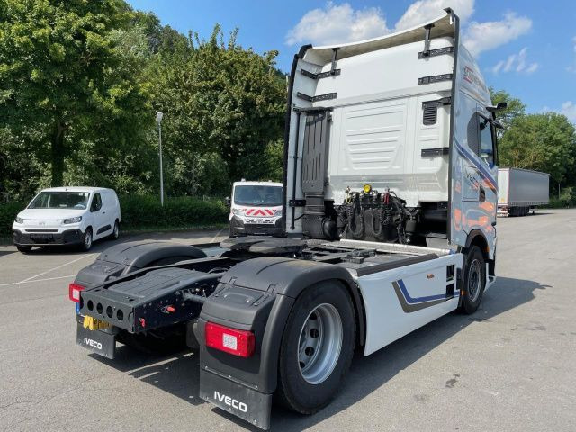 Iveco S-Way AS440S50T/P Euro6 Intarder Klima Navi ZV - Cabeza tractora: foto 4 Iveco S-Way AS440S50T/P Euro6 Intarder Klima Navi ZV - Cabeza tractora: foto 4