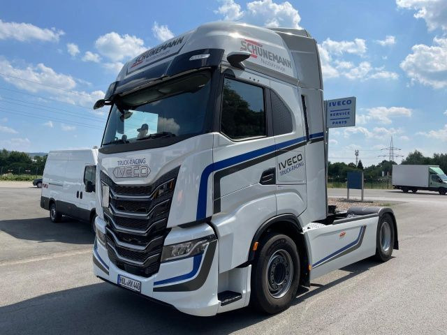 Iveco S-Way AS440S50T/P Euro6 Intarder Klima Navi ZV - Cabeza tractora: foto 1 Iveco S-Way AS440S50T/P Euro6 Intarder Klima Navi ZV - Cabeza tractora: foto 1