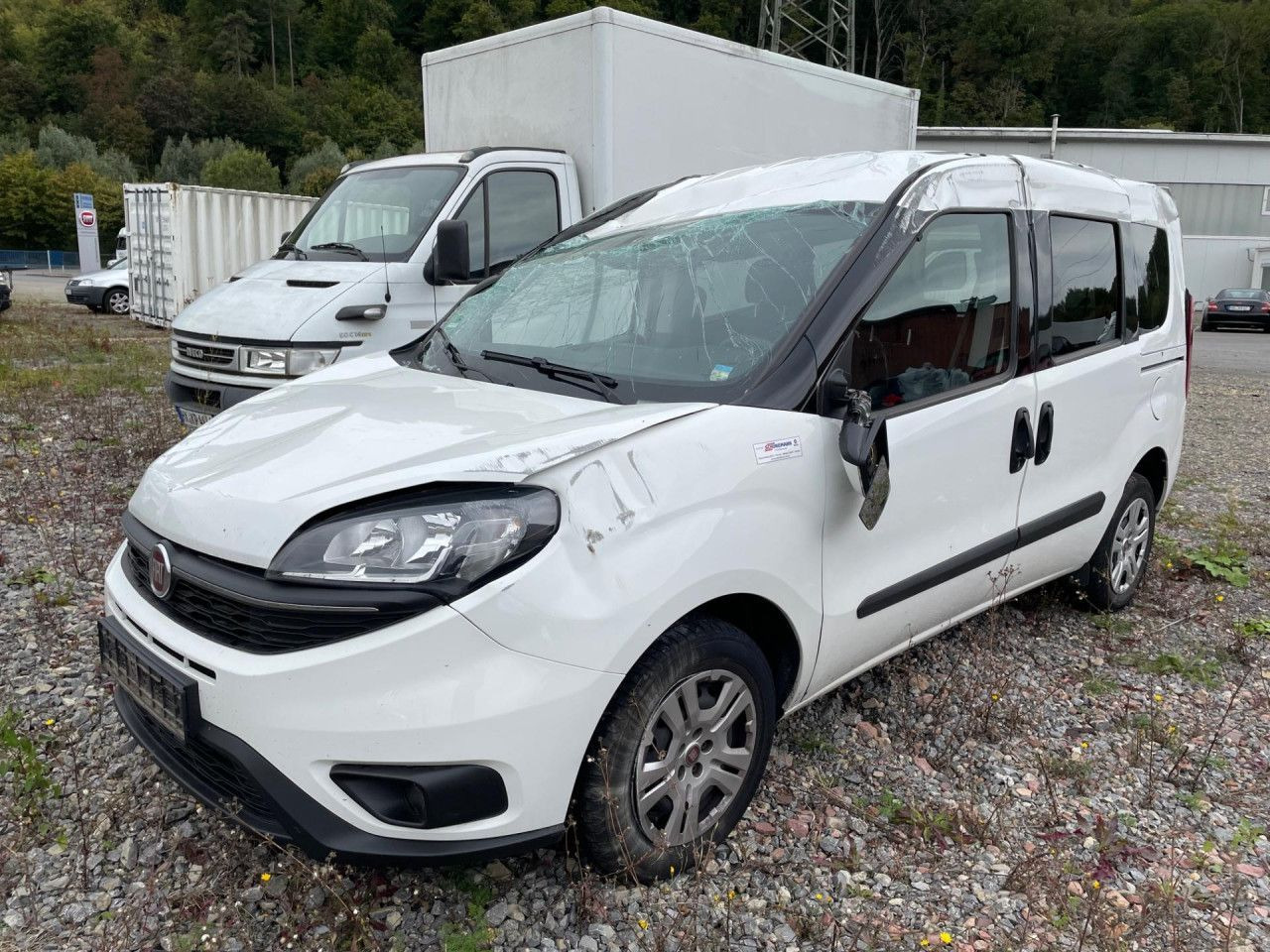 Fiat Doblo Maxi 1.6 M-Jet Euro6 Klima ZV - Furgoneta de pasajeros: foto 2 Fiat Doblo Maxi 1.6 M-Jet Euro6 Klima ZV - Furgoneta de pasajeros: foto 2