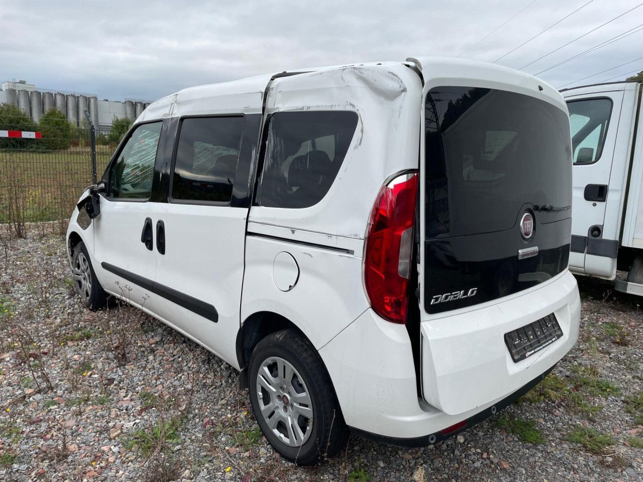 Fiat Doblo Maxi 1.6 M-Jet Euro6 Klima ZV - Furgoneta de pasajeros: foto 5 Fiat Doblo Maxi 1.6 M-Jet Euro6 Klima ZV - Furgoneta de pasajeros: foto 5