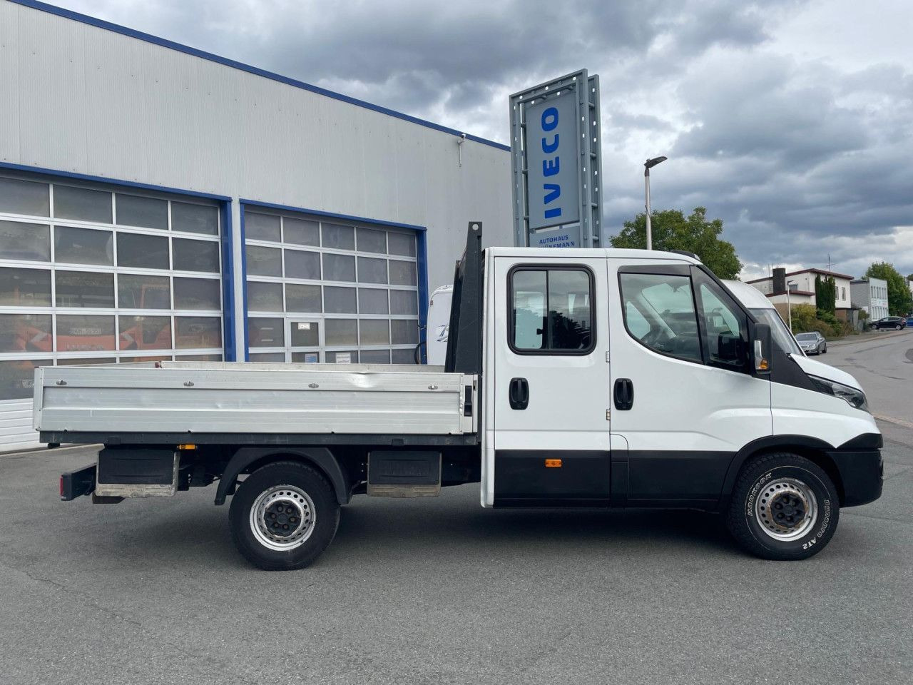 Iveco Daily 35S13D Euro5 AHK ZV - Furgoneta caja abierta, Furgoneta combi: foto 3 Iveco Daily 35S13D Euro5 AHK ZV - Furgoneta caja abierta, Furgoneta combi: foto 3