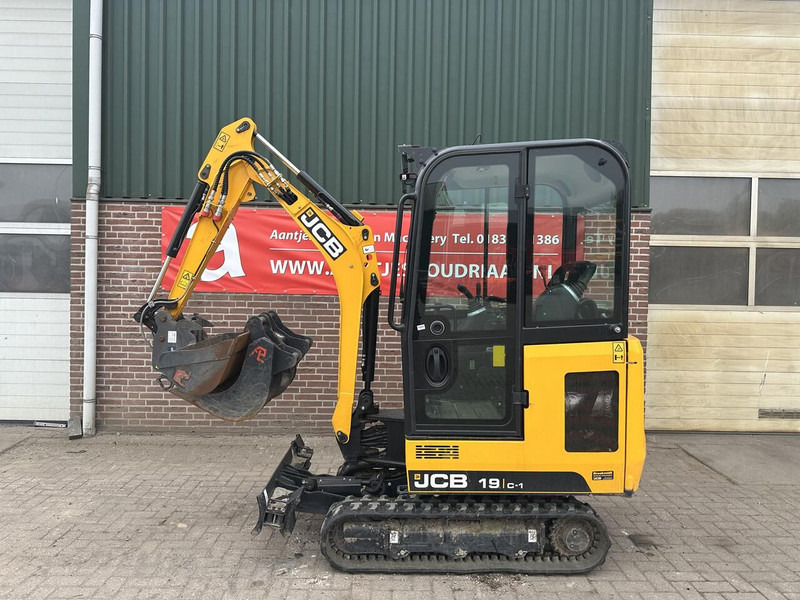 JCB 19 C-1 - Miniexcavadora: foto 1 JCB 19 C-1 - Miniexcavadora: foto 1