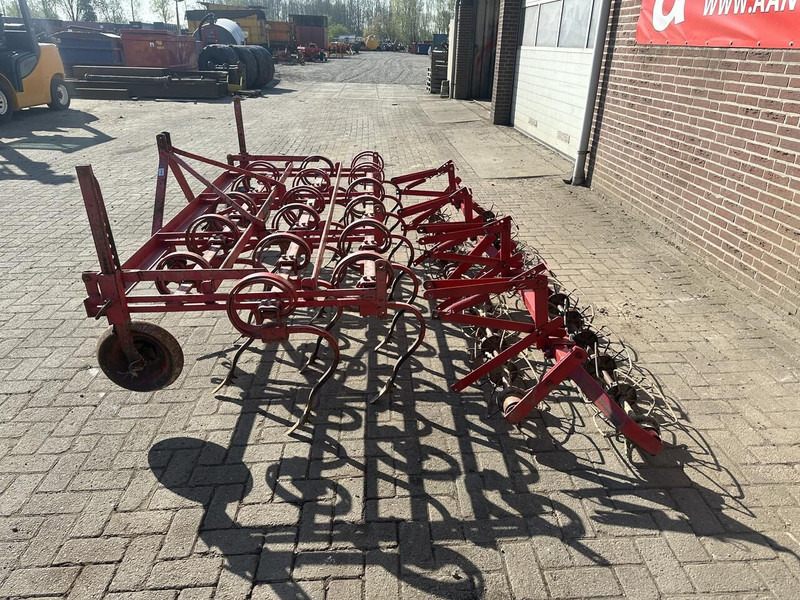 Triltand cultivator - Gebruikt - Cultivador: foto 5 Triltand cultivator - Gebruikt - Cultivador: foto 5