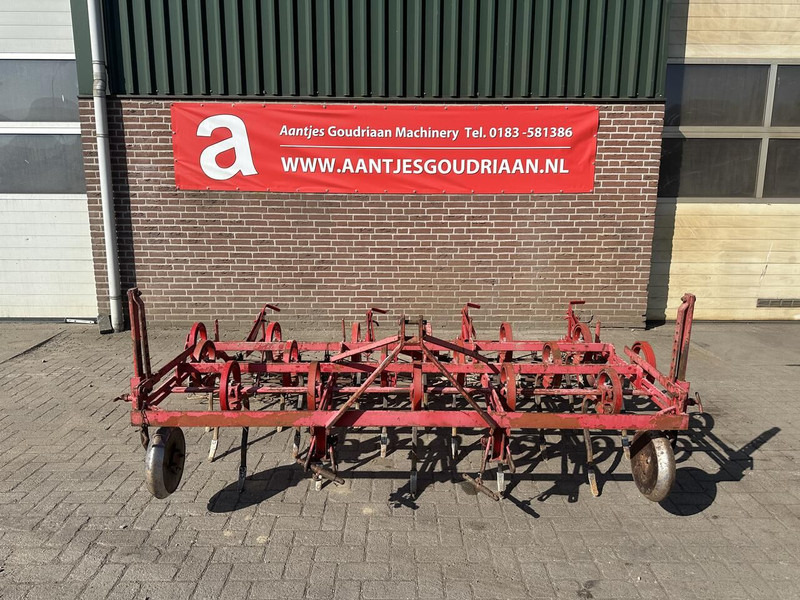 Triltand cultivator - Gebruikt - Cultivador: foto 1 Triltand cultivator - Gebruikt - Cultivador: foto 1