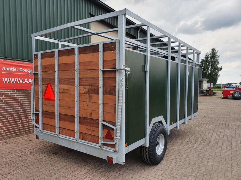 Veewagen voor 6 a 7 koeien - Remolque agrícola: foto 3 Veewagen voor 6 a 7 koeien - Remolque agrícola: foto 3