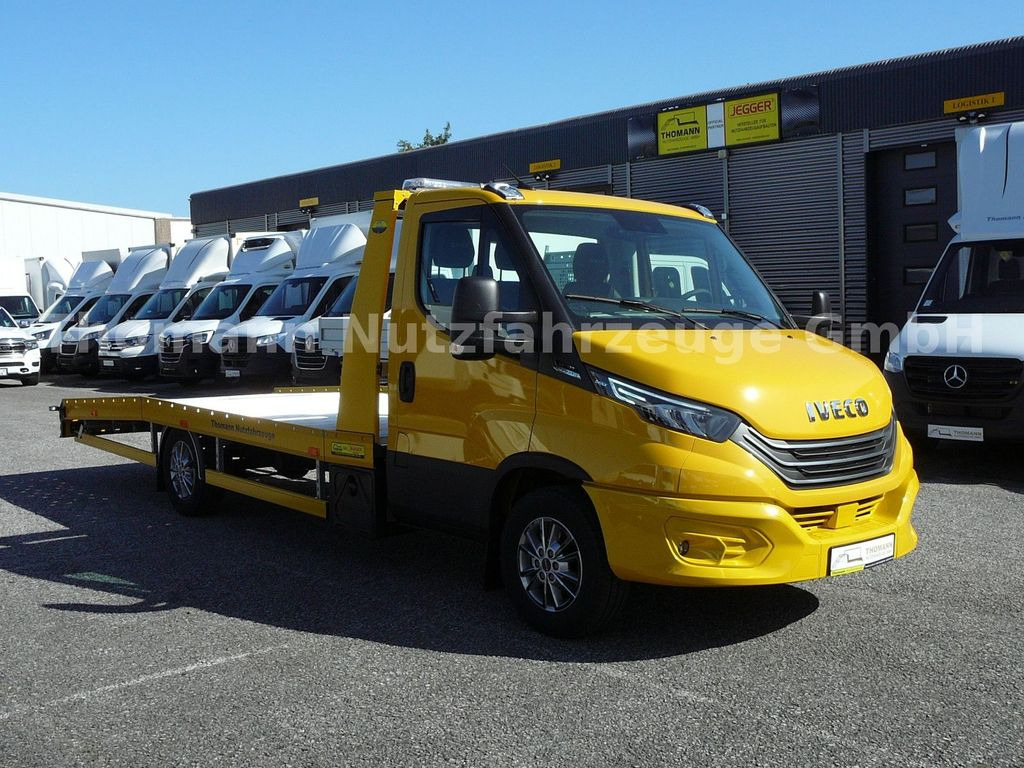 Iveco Daily 35S18 Autotransporter Aut. Luftfed. NAVI - Grua de remolque autos, Furgoneta: foto 2 Iveco Daily 35S18 Autotransporter Aut. Luftfed. NAVI - Grua de remolque autos, Furgoneta: foto 2