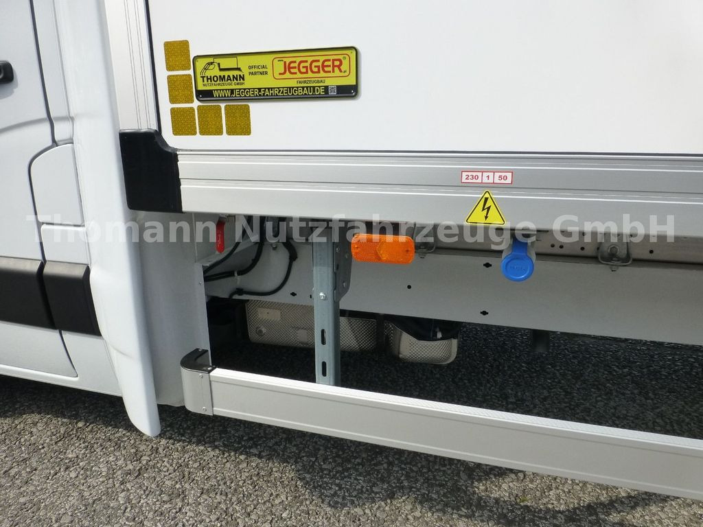 Furgoneta frigorifica nuevo Renault Master by Trucks Kühlkoffer LBW Xarios 300 GH Renault Master by Trucks Kühlkoffer LBW Xarios 300 GH: foto 11 Furgoneta frigorifica nuevo Renault Master by Trucks Kühlkoffer LBW Xarios 300 GH Renault Master by Trucks Kühlkoffer LBW Xarios 300 GH: foto 11