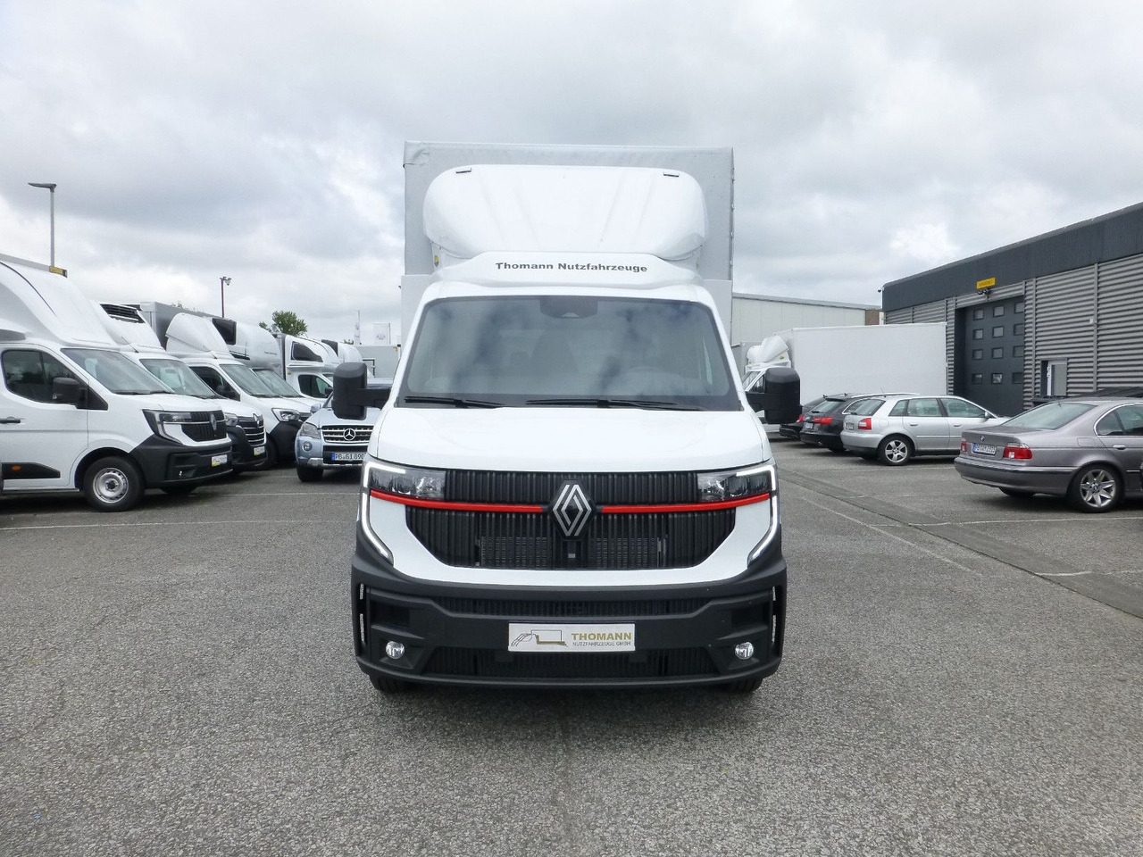 Renault NEW Master Pritsche Plane BÄR Ladebordwand - Furgoneta con lona: foto 4 Renault NEW Master Pritsche Plane BÄR Ladebordwand - Furgoneta con lona: foto 4