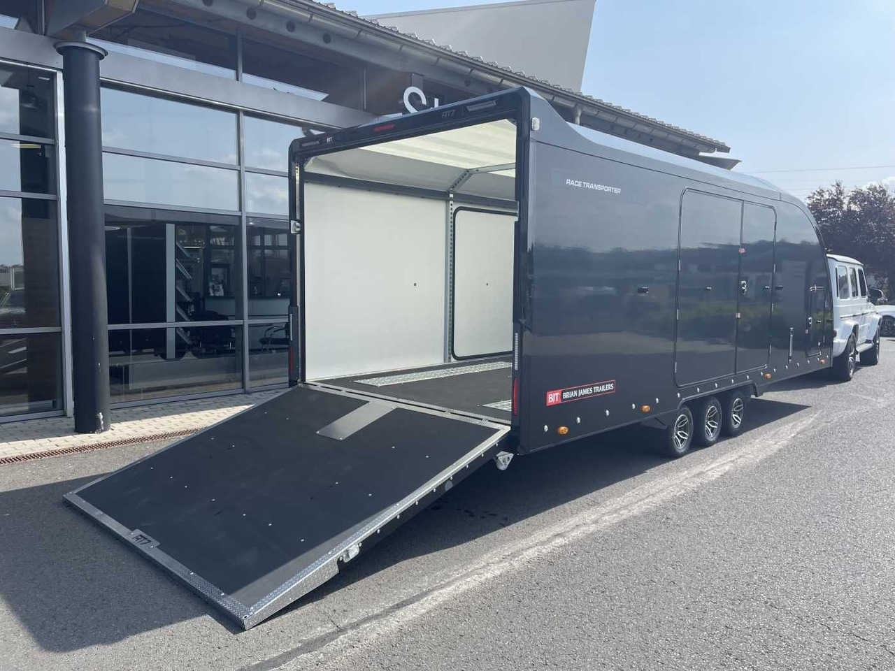 Brian James Race Transporter 7 / 6,16 m 3.500 kg - Remolque portavehículos: foto 2 Brian James Race Transporter 7 / 6,16 m 3.500 kg - Remolque portavehículos: foto 2
