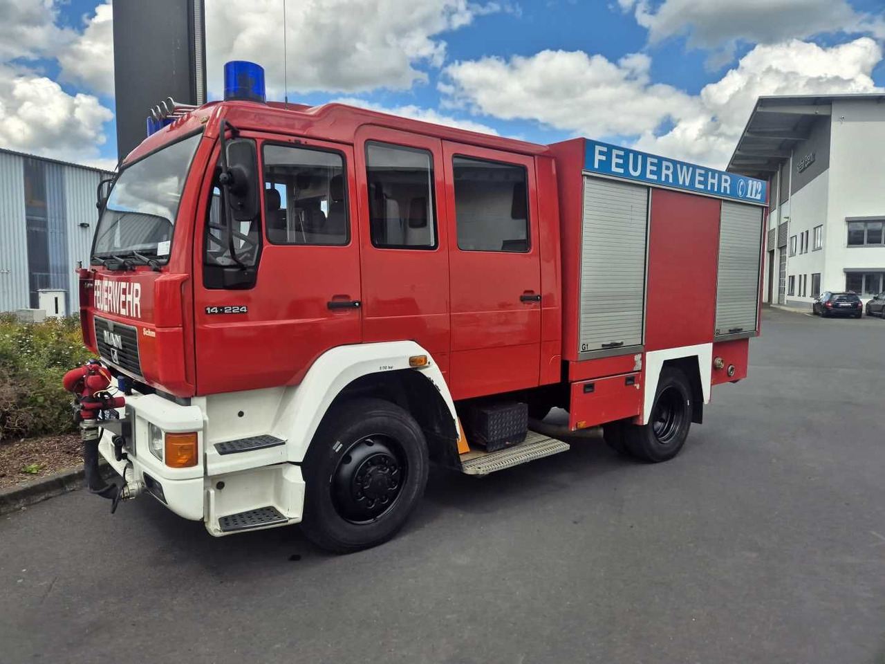 MAN 14.224 4x4 TLF 16/29 Tanklöschfahrzeug Feuerwehr - Camión: foto 3 MAN 14.224 4x4 TLF 16/29 Tanklöschfahrzeug Feuerwehr - Camión: foto 3