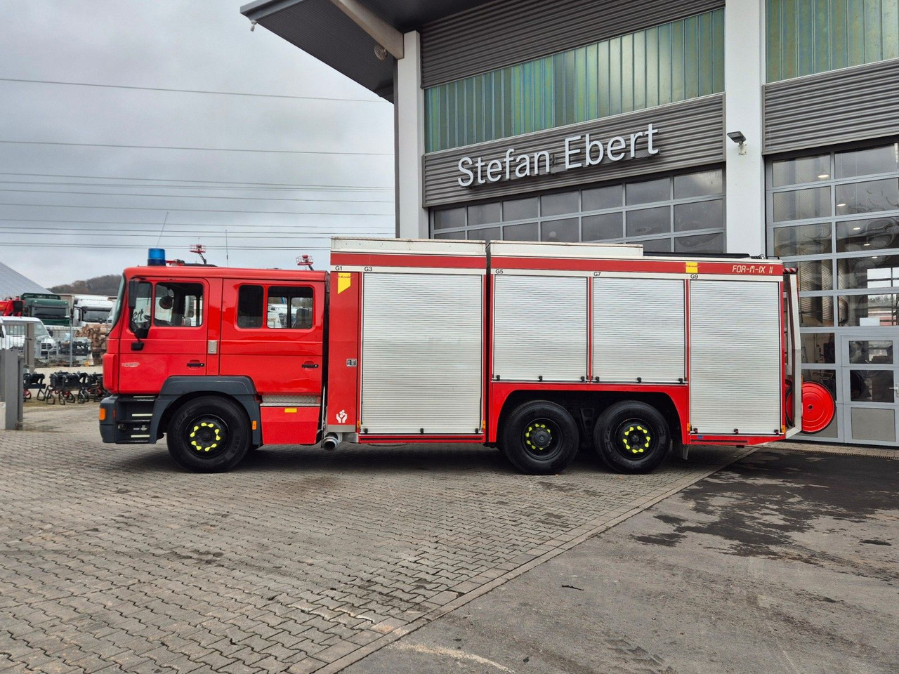 MAN FE 26.360 LF 8 Löschfahrzeug - Camión: foto 5 MAN FE 26.360 LF 8 Löschfahrzeug - Camión: foto 5