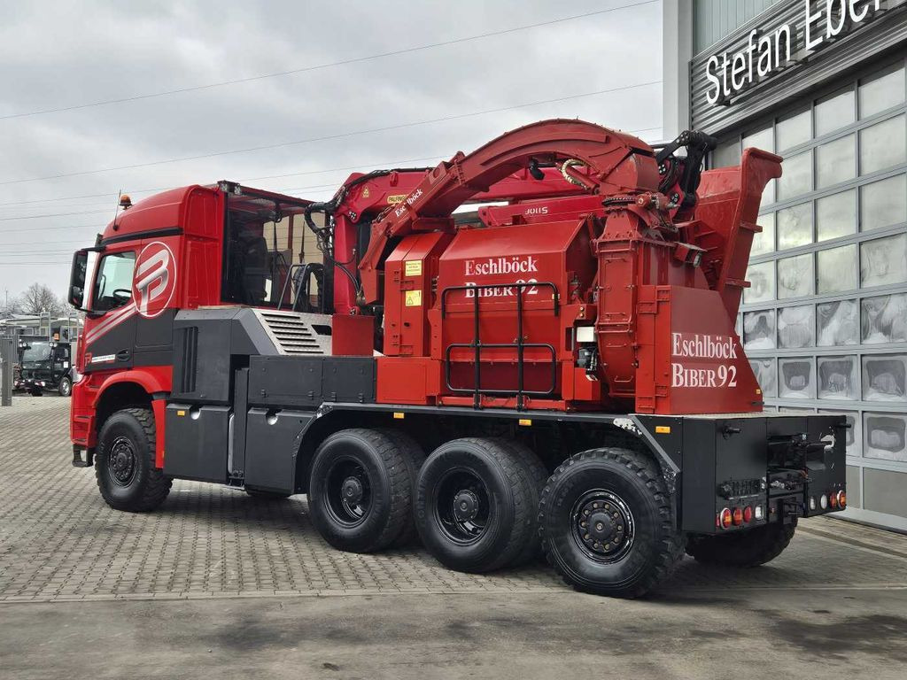 Mercedes-Benz TUROX 8x8 Eschlböck Biber 92 Holzhacker / 1.512h - Camión: foto 3 Mercedes-Benz TUROX 8x8 Eschlböck Biber 92 Holzhacker / 1.512h - Camión: foto 3