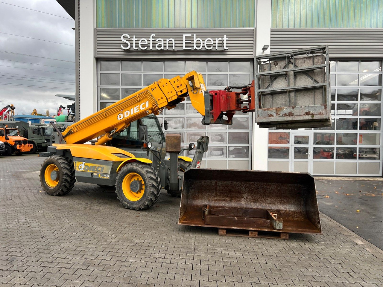 Dieci Icarus 40.16 ET 166 / 4.238 h / 2003 - Manipulador telescópico: foto 1 Dieci Icarus 40.16 ET 166 / 4.238 h / 2003 - Manipulador telescópico: foto 1