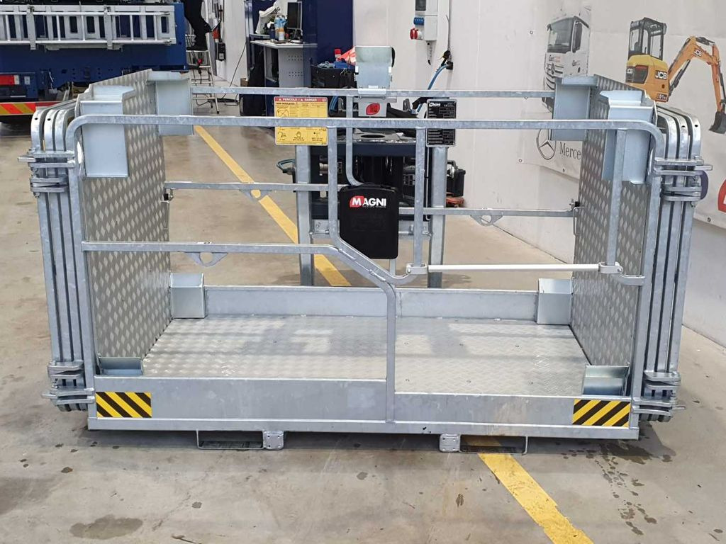 Magni Arbeitskorb 4.5 drehbar ausziehbar 500 kg - Implemento para Maquinaria de construcción: foto 5 Magni Arbeitskorb 4.5 drehbar ausziehbar 500 kg - Implemento para Maquinaria de construcción: foto 5
